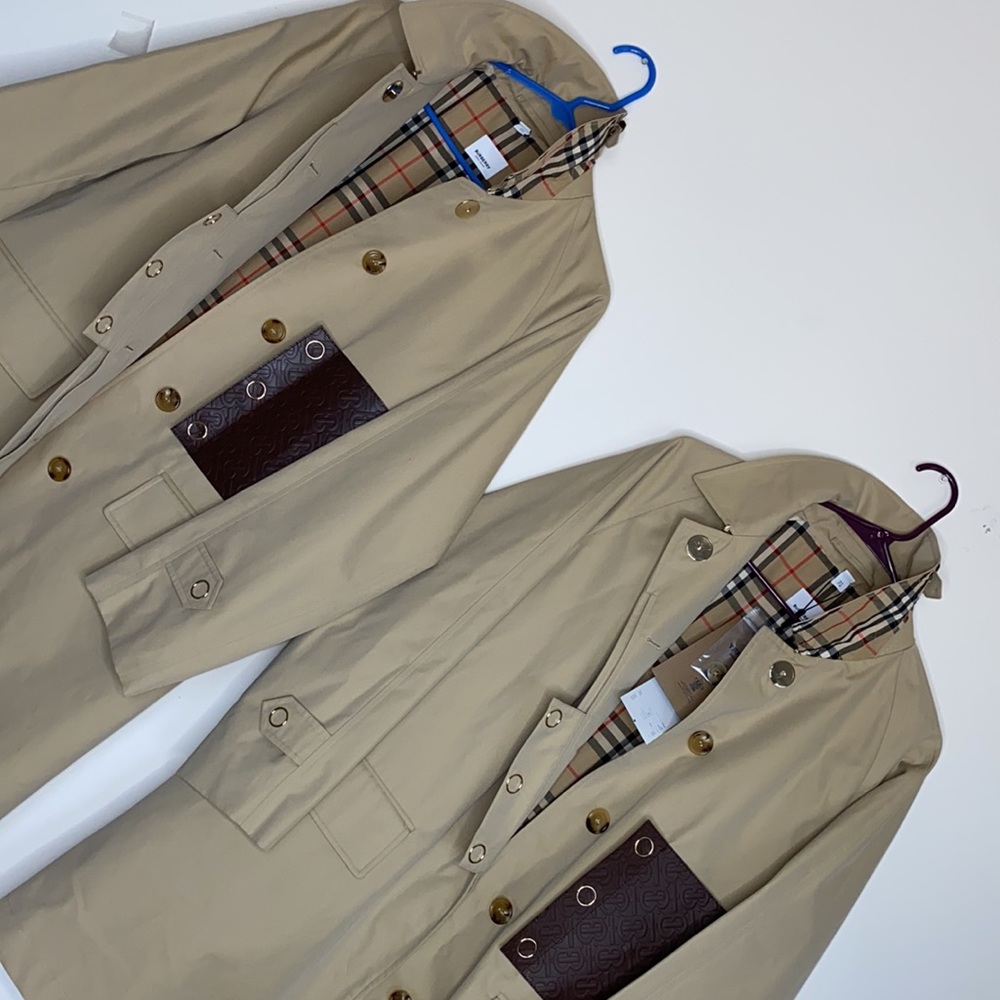 Authentic Burberry trench coat - Picture 7 of 14